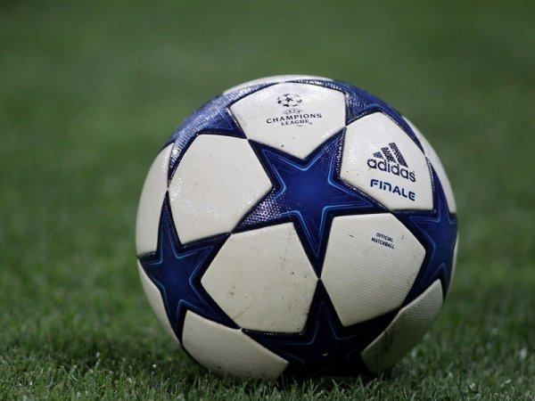 Champions-League-matchball_2520316